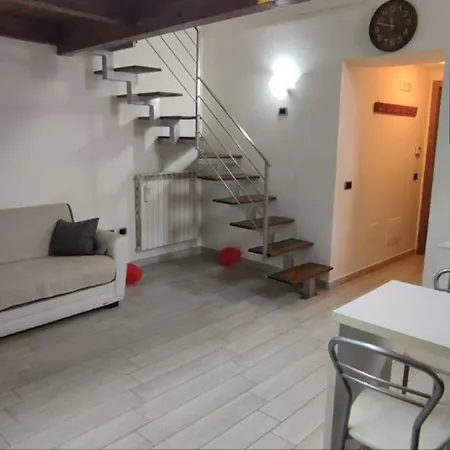 Pompei Casa Vacanza Priscus Lll * 스카파티